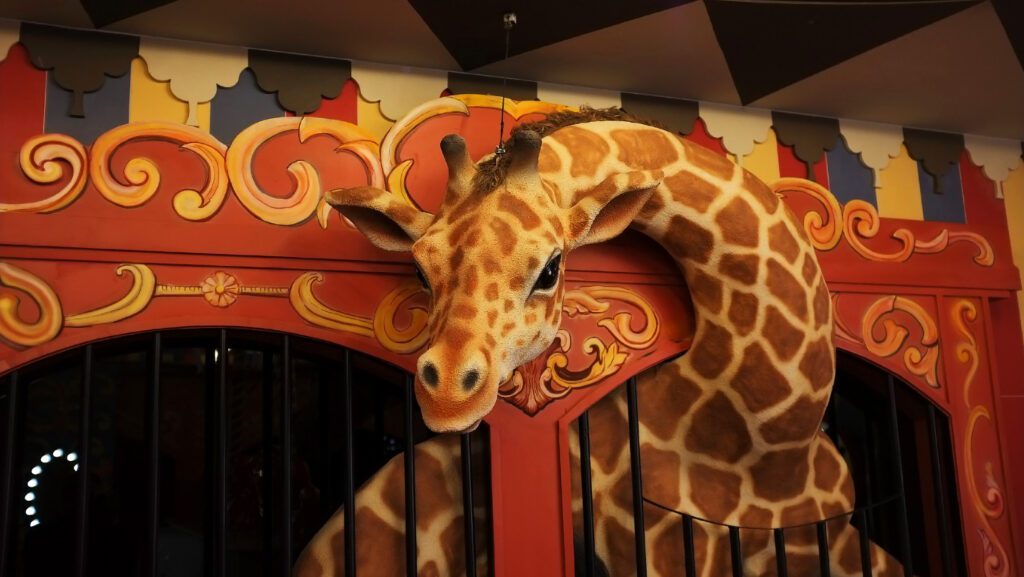 Sculpture Fabrication Thailand Sculpture Object Nine รับทำงานประติมากรรม รับผลิตงานประติมากรรม รับออกแบบงานประติมากรรม สถานที่ยอดฮิตสำหรับถ่ายภาพผลงานประติมากรรมของ OBJECT NINE